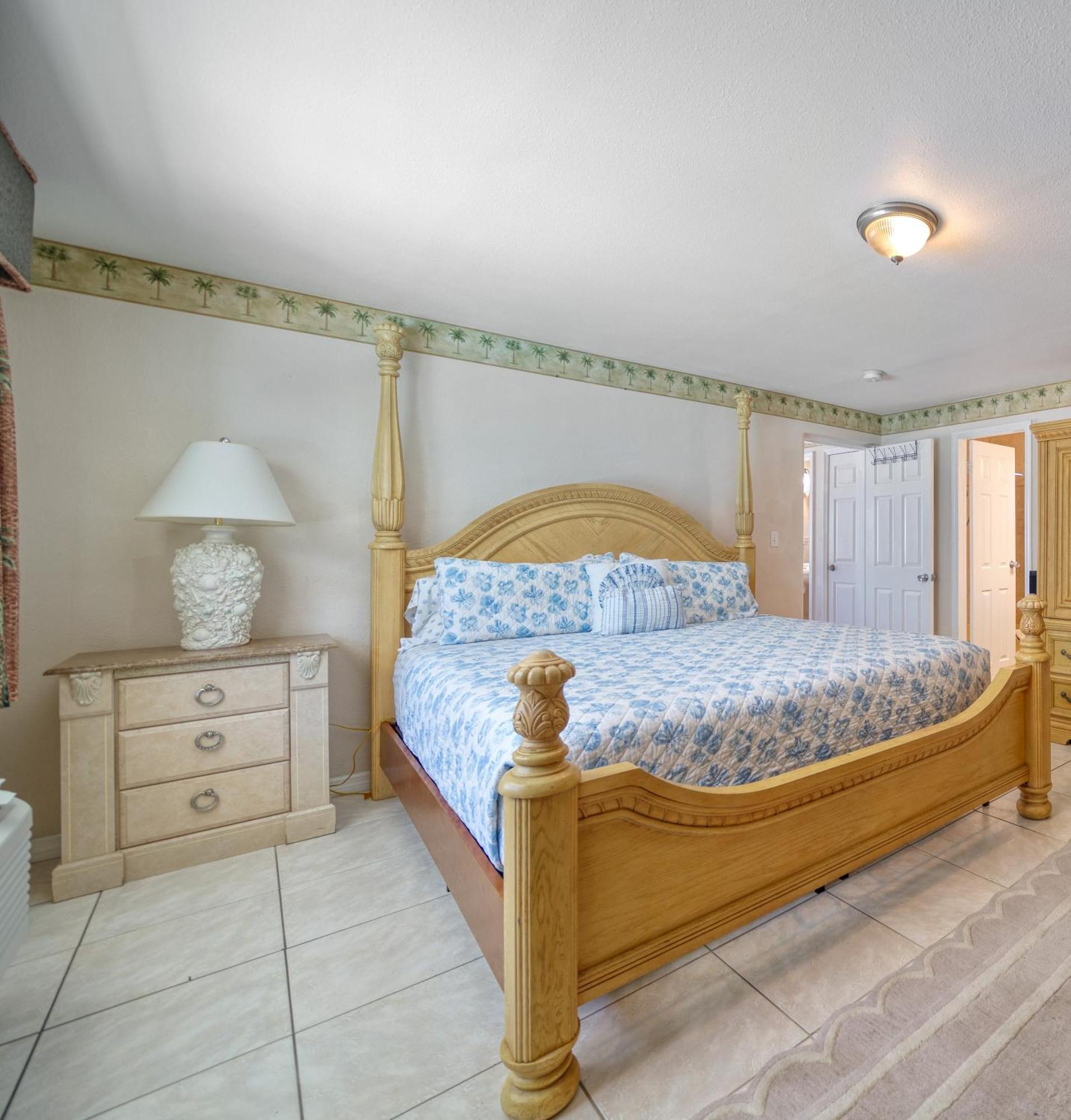 Camelot Beach Suites クリアウォーター・ビーチ エクステリア 写真