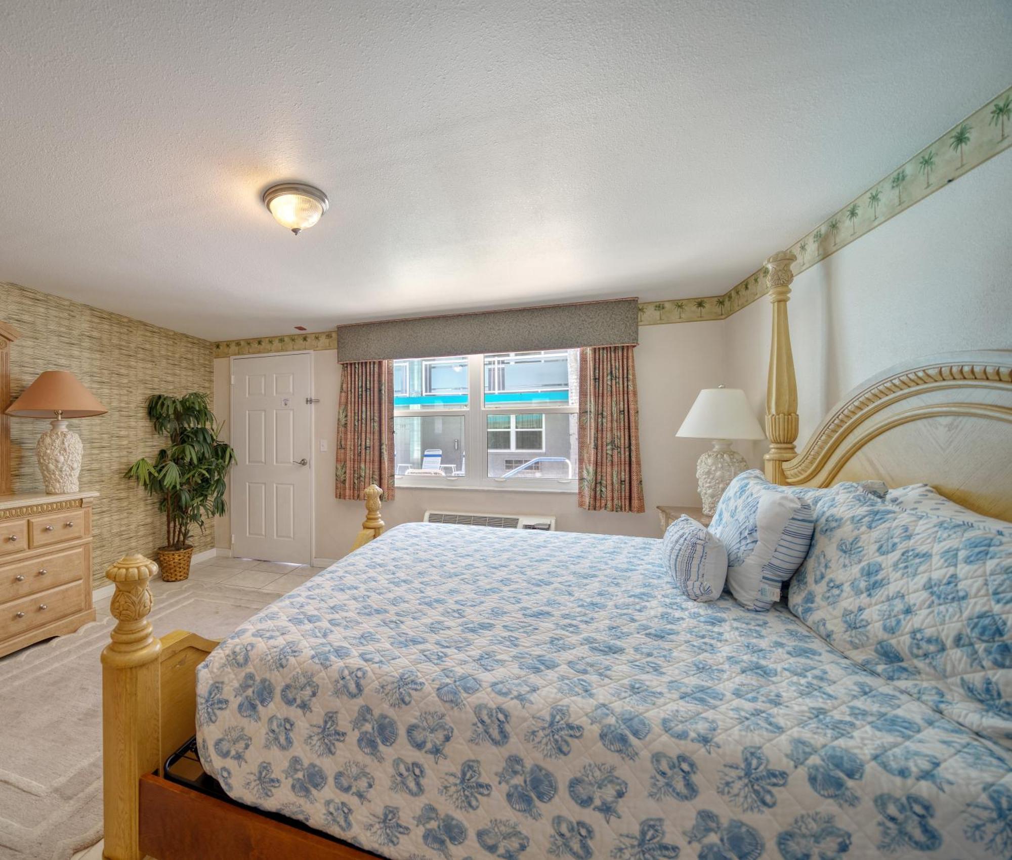 Camelot Beach Suites クリアウォーター・ビーチ エクステリア 写真