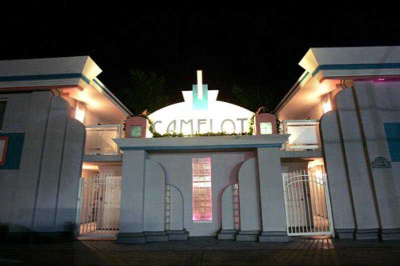 Camelot Beach Suites クリアウォーター・ビーチ エクステリア 写真